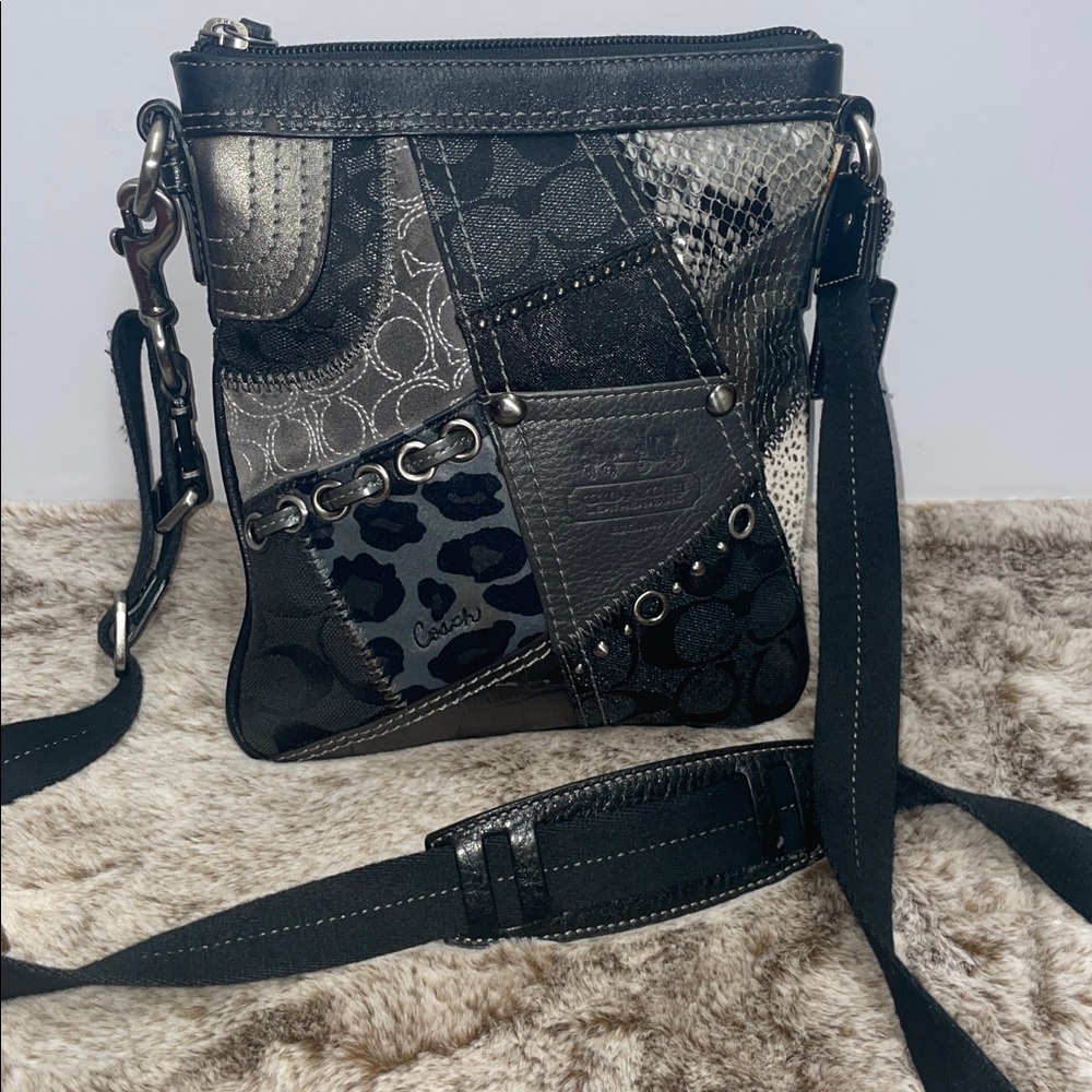 Coach Patchwork Swingpack - Picture 2 of 14